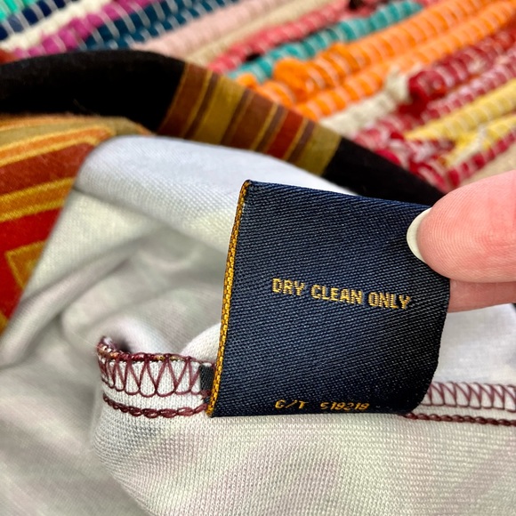 Just Taylor ~ Geometric art deco print dress - Picture 5 of 6